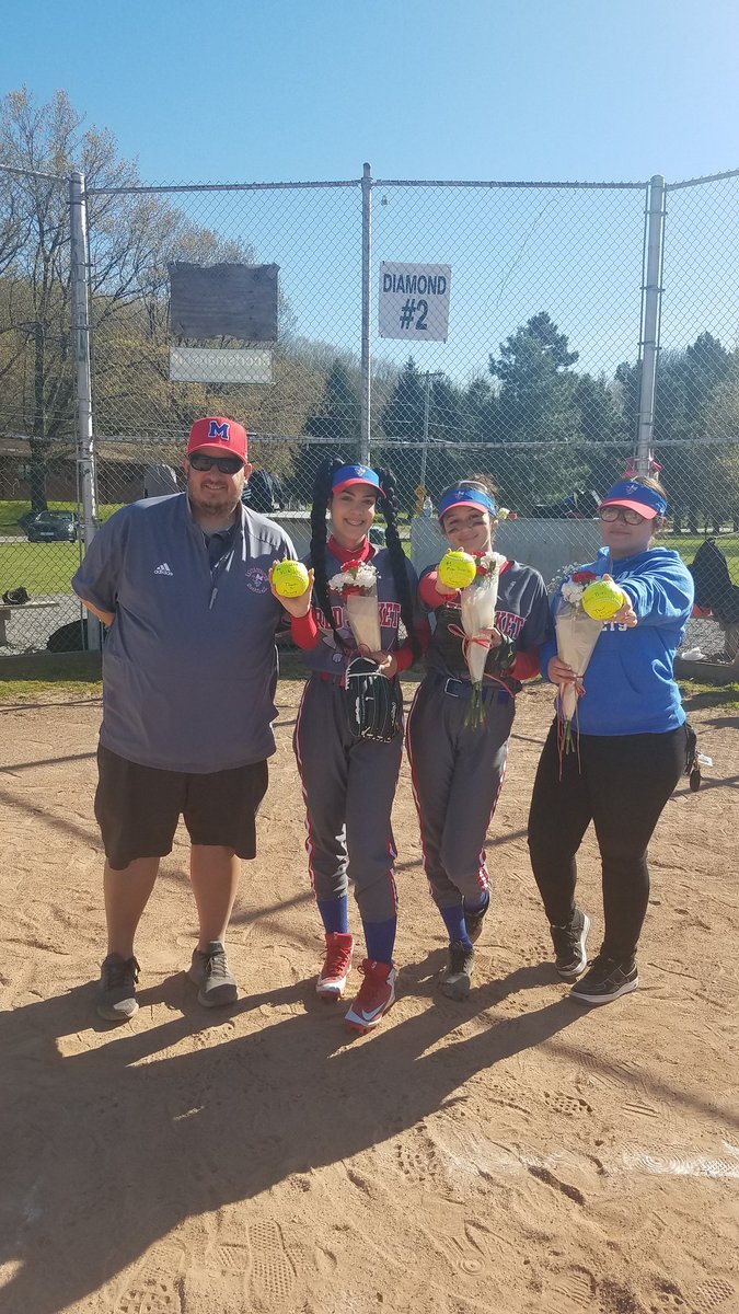 Senior Day for the Lady Red Jackets!!!
<a href="/RCSDMonroe/">James Monroe Campus</a> @RCSDHPEA <a href="/RCSDSWW/">School Without Walls</a>