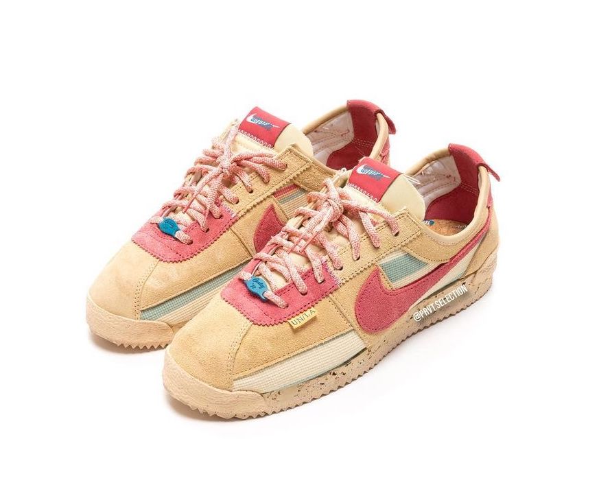 JustFreshKicks's tweet photo. Closer Look at the Union LA x Nike Cortez "Red/Beige" https://t.co/23WAPsklTX https://t.co/IeBr4Cua6v