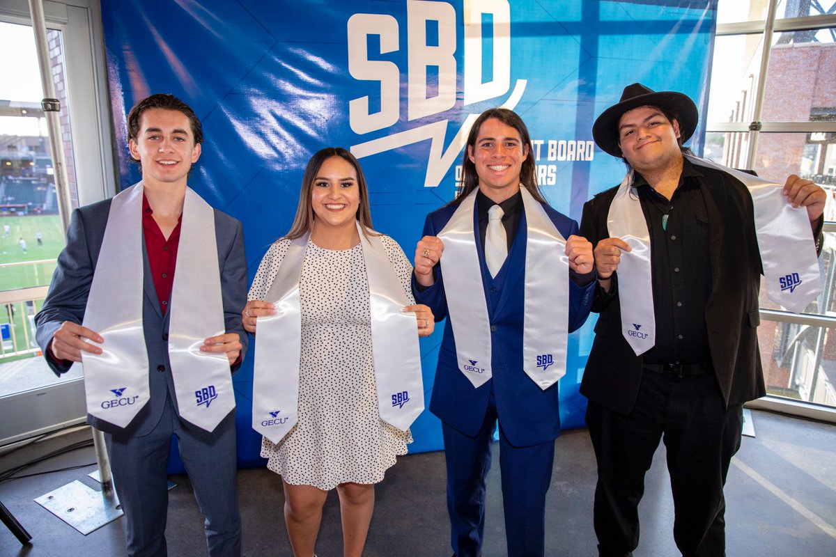 myGECU's tweet photo. Congratulations to the graduating class of 2022 Student Board of Directors by GECU! They finished a successful term learning about the financial industry, economics, business &amp; the credit union movement. We are so proud of our students &amp; wish them well on their future endeavors. https://t.co/6iWdiqVyw0