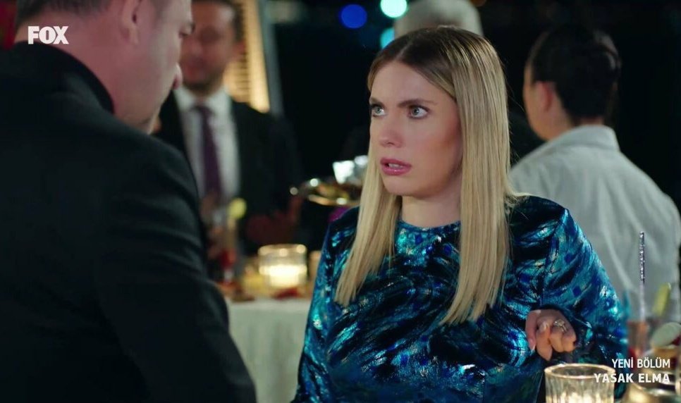 #yasakelma Bölümde tek sahnemizin bu olduğuna inanamıyorum 😬 Tüm sezon #yıldoğ olacak mı oldu mu diye kitle tutup şimdi olayı karman çorman ediyorsunuz 😕 <a href="/yasakelmafox/">Yasak Elma</a> <a href="/medyapimresmi/">MEDYAPIM</a>