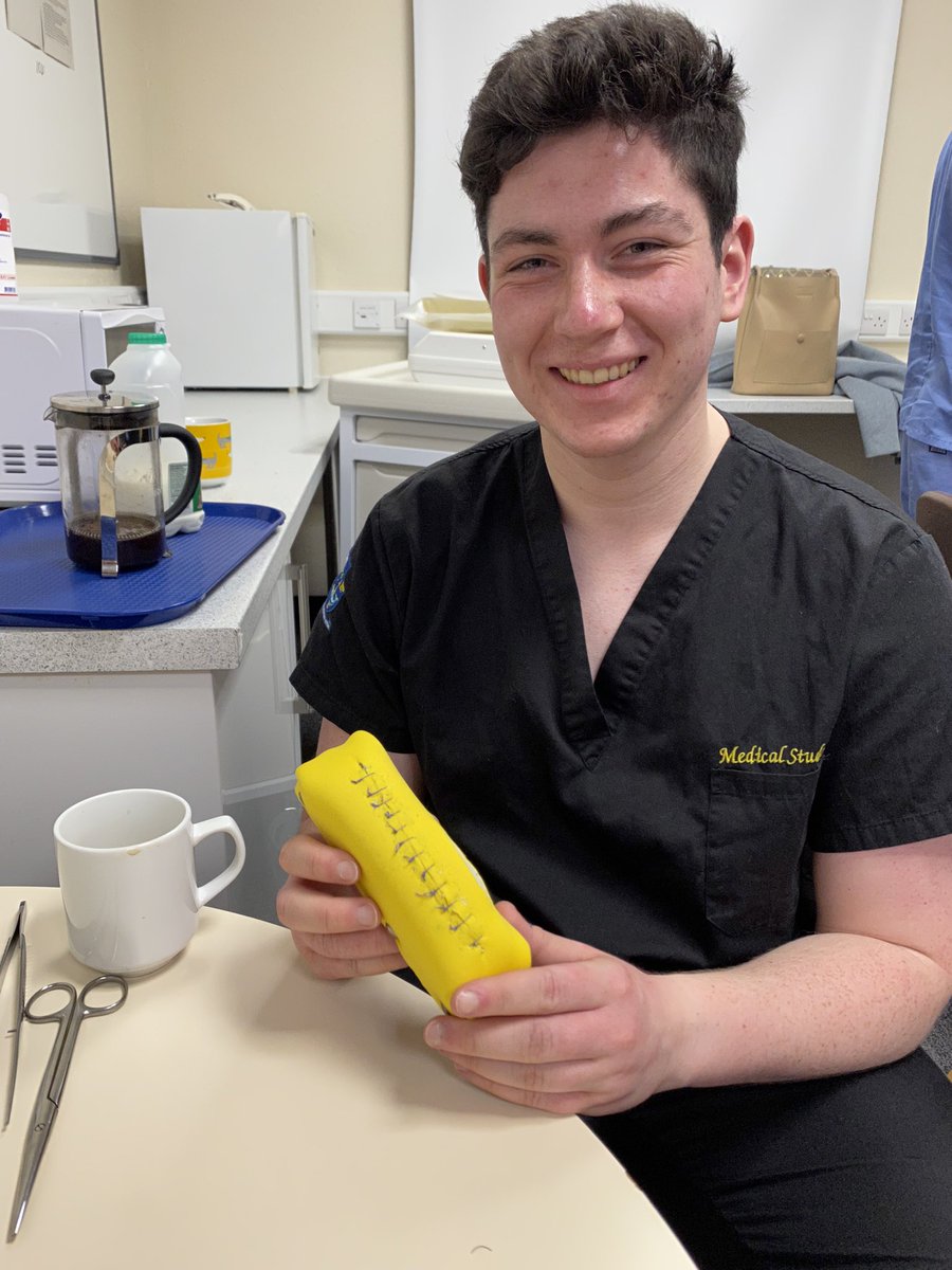 Fantastic turnout at surgical skills club (this is 7am!) a few weeks ago. Great to have such enthusiastic FYs and medical students. Michael (end pic) in 3rd yr, finishing up his 5 week UGI/HPB SSC, is now a suturing whizz! #soproud #teamGRI #skillsclub