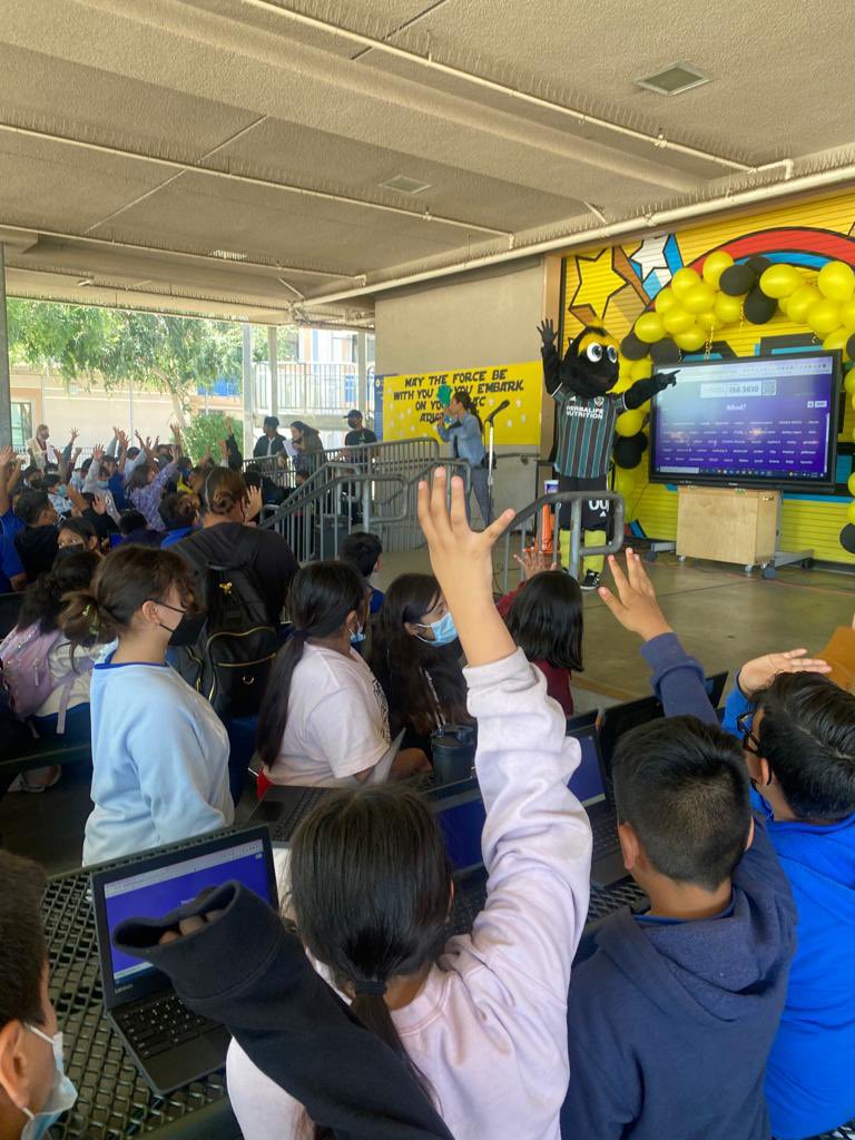 PanoramaCityES's tweet photo. Last Friday we wrapped up a very busy week with a high energy Test Pep Rally for our 3rd, 4th &amp; 5th grade scholars who started the SBAC today! 💙📚✏️🎉 Thank @LAGalaxy for supporting our school!!  @LAUSDSup @LASchoolsNW @Kelly4LASchools  #TeamPCES #HummingbirdsHaveGRIT https://t.co/xG1wiesv1e