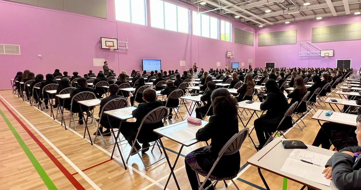 TrinityAcademyL's tweet photo. Well done to 240 incredible purple stars who powered through their first exam today! #proudofyou #brilliantbrains #applyingknowledge 🧠🌟💜 https://t.co/VX7DwlxVOr
