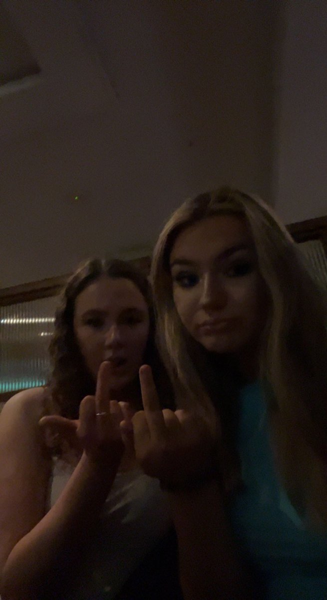 BPrincess262's tweet photo. At Mary Shelley spoons table 29 send drinks you fucking losers #paypigs #paypiggies #spoonsslave #spoonspig #spoonspiggie #cashapp #serveme #cuckold https://t.co/NyvITqtbdX