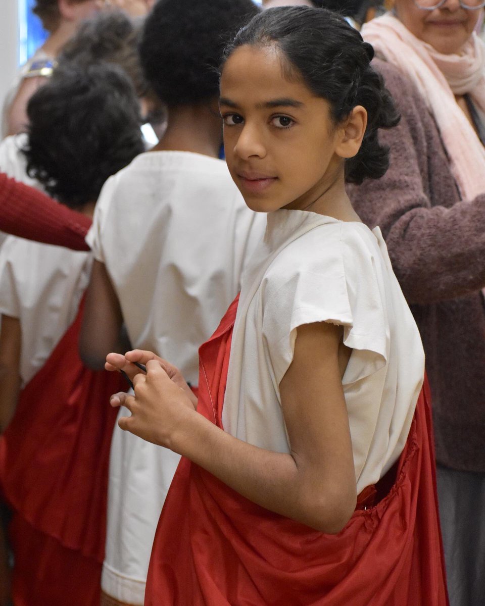 SteinerSchoolNY's tweet image. The #greeks are coming! 
The #steinerfifthgrade #classplay Medusa &amp;amp; Perseus is being performed this week. #greekmythology #steinerdrama #steinercurriculum #ancientcivilizations #steinerstudents #waldorfeducation