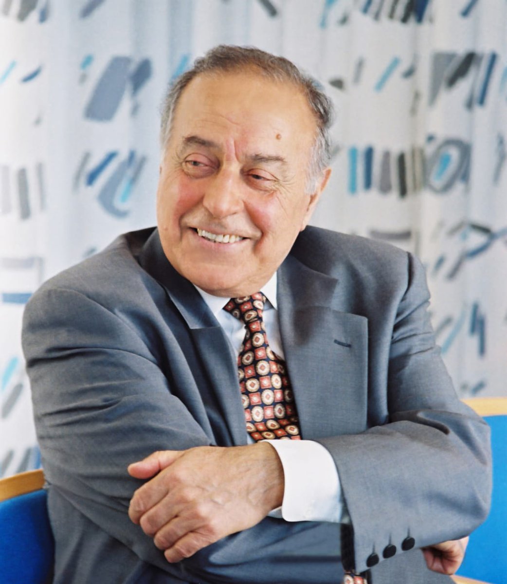 Ulu Öndər Heydər Əliyevin əziz xatirəsini dərin hörmət və ehtiramla anırıq. Müasir,güclü və daim tərəqqidə olan Azərbaycan onun amalı və həyatının ümdə məqsədi idi. Ulu Öndər Şuşa və digər torpaqlarəmızın azad olunacağına və Ata Vəsiyyətinin yerinə yetiriləcəyinə tam əmin idi.