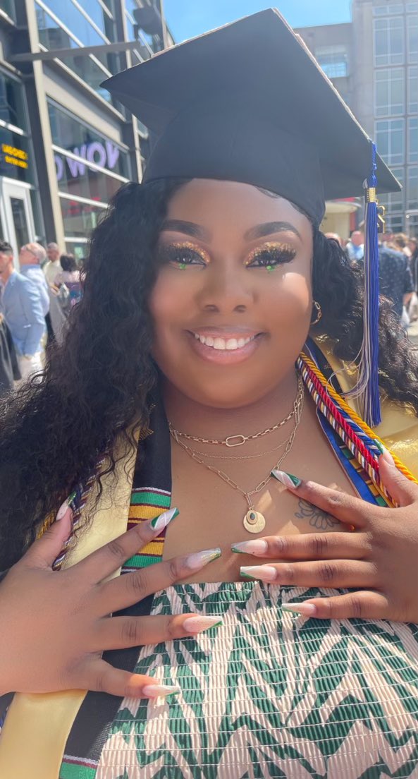 mrsnvrgaf's tweet photo. โBigger dreams call for healthier habits and healthier habits require more self discipline.โ
- Unknown
AHHHHHHH Letโs get into the details โจ
#graduationszn
#accounting
#blackexcellence
#onedegreehotter
#Degreed
#beauty
#uofm
#prettygirls
#memphisgrad2022
#uofm22 https://t.co/0iBnljzmBP