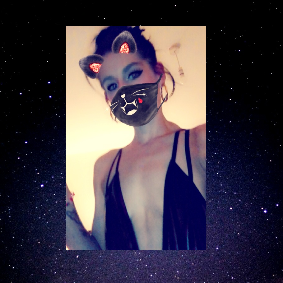 GirlMidnightxD1's tweet photo. #CatMom #blackcat #ILoveNice #rollthedice #payaprice #filteraddict https://t.co/0hY6SIWc0D