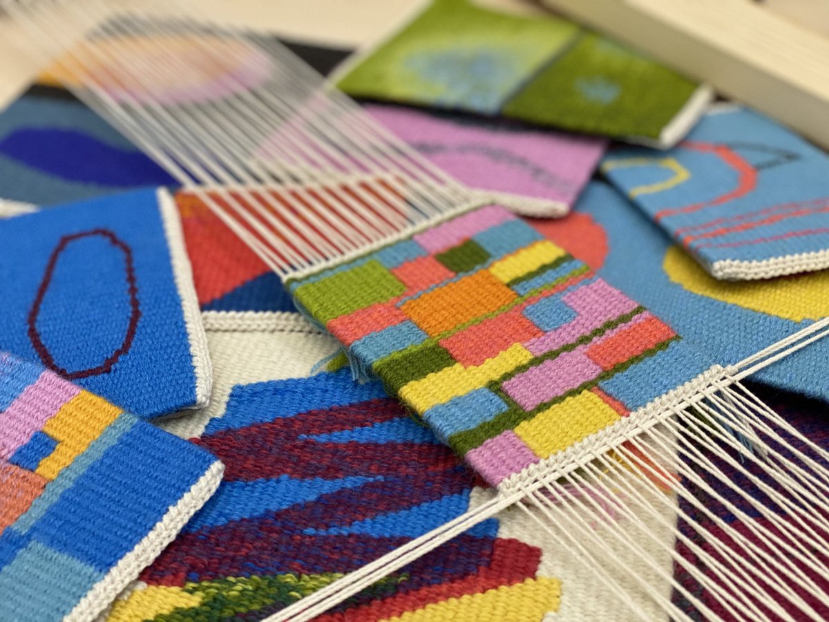 Caron Penney is running a series of trouble shooting tapestry workshops online. So if you have difficulty with tension, pull your edges in or push them out, find yourself in the wrong shed a lot then join her from 26th May. Click here for more details weftfaced.com/problem-solving