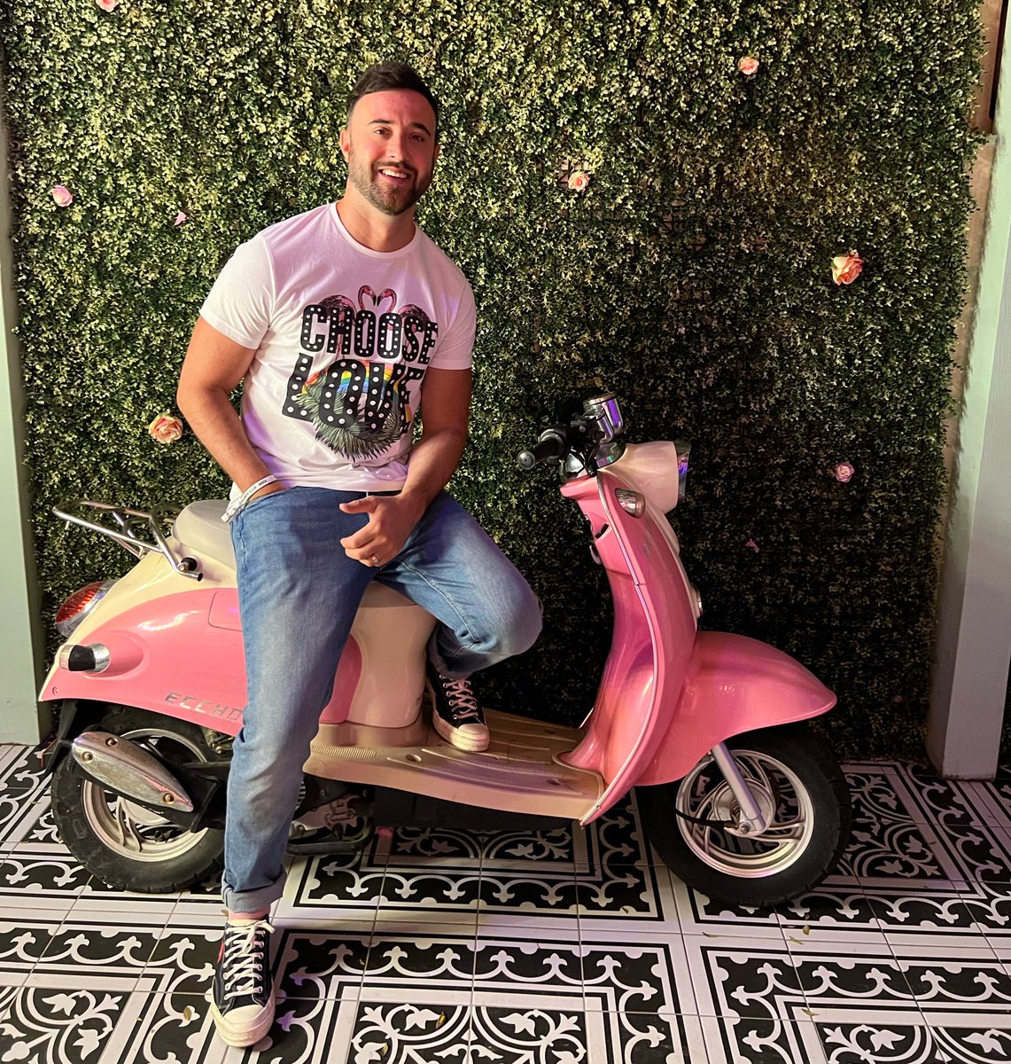 ☀️Thank you for your lovely bday messages. Had a wonderful one in ‘Beefa #spoiltrotten