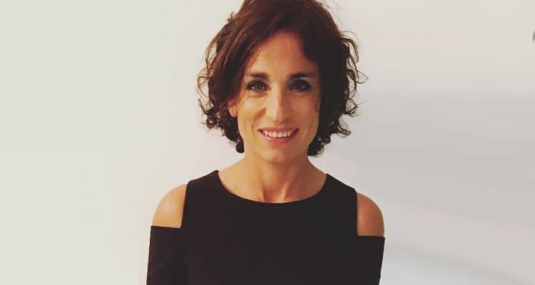 CarlosEguiaUno's tweet image. Pido un fuerte aplauso para la Fiscal María del Valle Viviani que no le tembló el pulso y acaba de pedir prisión preventiva para la mafia de Hugo Moyano, en San Nicolás, por bloquear empresas. No la dejemos sola. Basta de gremios extorsivos 👏👏👏