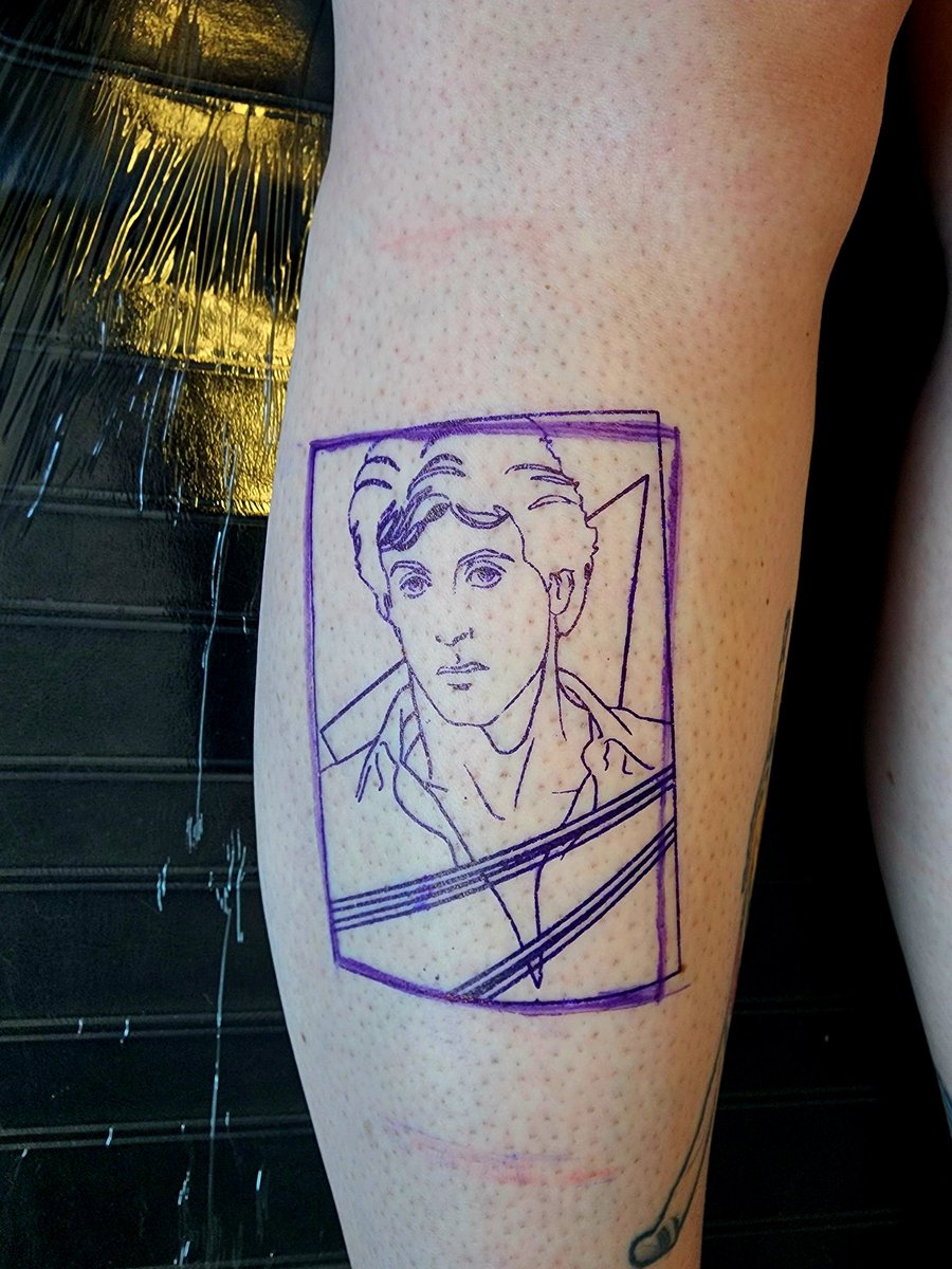 ThatMovieIsFine's tweet photo. It's finally happening!!...
#SylvesterStallone #PatrickNagel #Tattoo #LoveAndHateTattoo #DannyRoss #DannyRossTattoos https://t.co/2iKxUdRf3e