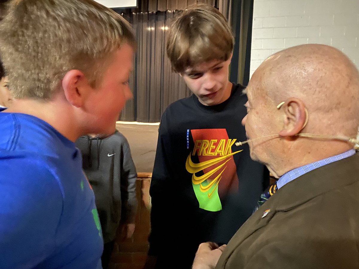 wmswildcat's tweet photo. Thank you to Holocaust survivor Sami Steigman for sharing his story and lessons of resilience with our WMS 8th grade students. It was a powerful and moving presentation. @TheKCSD #YouBelong #ProudToBeaWildcat https://t.co/Jn9cAzONPc