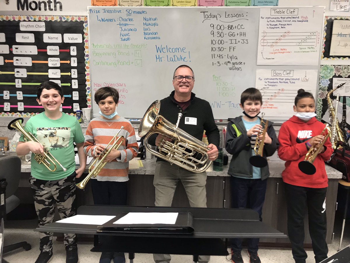 BandatLakeshore's tweet photo. Our band program hosted a guest clinician today from KHS America! A huge THANK YOU to @lalaladuke for coming to Rochester, NY, visiting @lakeshore1200 and working with our young brass players!👏🏻🎺A fun day had by all!🎵@GreeceCentral @GCSDsuper @GreeceCSDMusic @PettiferSuz https://t.co/4wWMxwRt8t