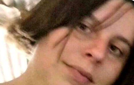 desaparecidaorg's tweet photo. Alicia Natalia Yanicelli tiene 33 años, desapareció el 14/03 en el barrio de Barracas (zona hospital Moyano), ciudad de Buenos Aires. Está bajo tratamiento médico   psiquiátrico. Por favor compartir, y si la ven avisar #URGENTE al☎️341-3271908 o al 911

#CABA https://t.co/TTiTSgzzoR