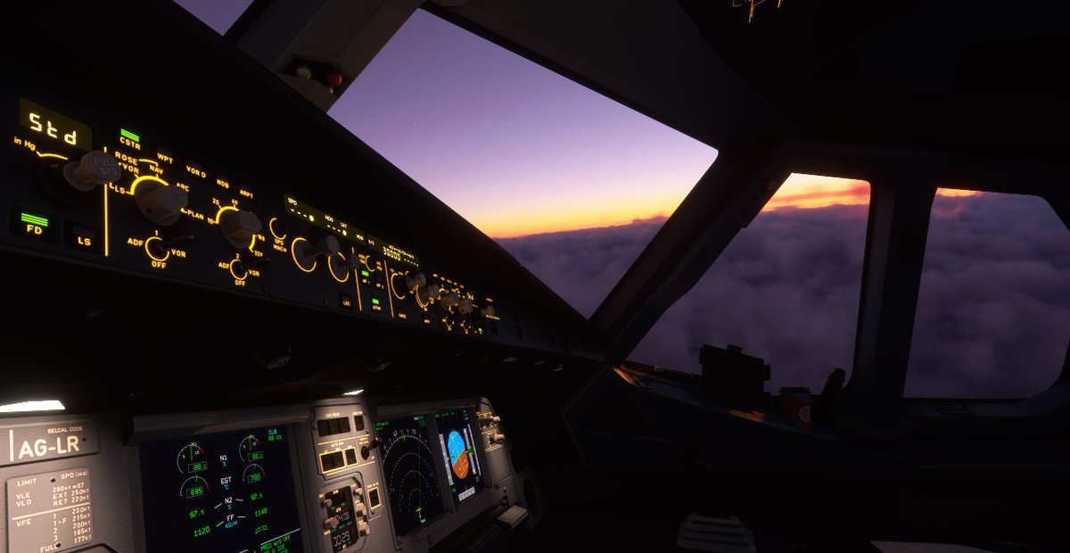 VaVoltor's tweet photo. El pasado fin de semana hemos registrado más de 6 vuelos✅

Gracias a todos los pilotos que forman parte de #VoltorVA y a los que se van sumando a nuestra familia virtual 

👨‍✈️Quieres ser uno de ellos?👩‍✈️
https://t.co/bhTnoxstwq https://t.co/2Ykp0gPUV8