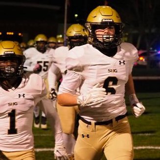 jakelemming's tweet photo. 2023 Sleeper...💤

WR Madixx Morris, 6', 185

HS: Sacred Heart-Griffin, IL

EVAL: Averaged 19.6 yards per catch to go with 10 TD's in 2021. He's slippery at the top of his route &amp; has superb concentration in traffic. Deceptive speed on tape.

No offers...

https://t.co/Ov858GglYd https://t.co/uPovIeha7r