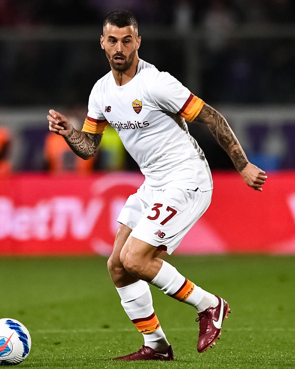 IFTVofficial's tweet photo. Leonardo Spinazzola has finally returned to the pitch after being sidelined for 375 days.

💛❤️ https://t.co/eTIOoEreoI