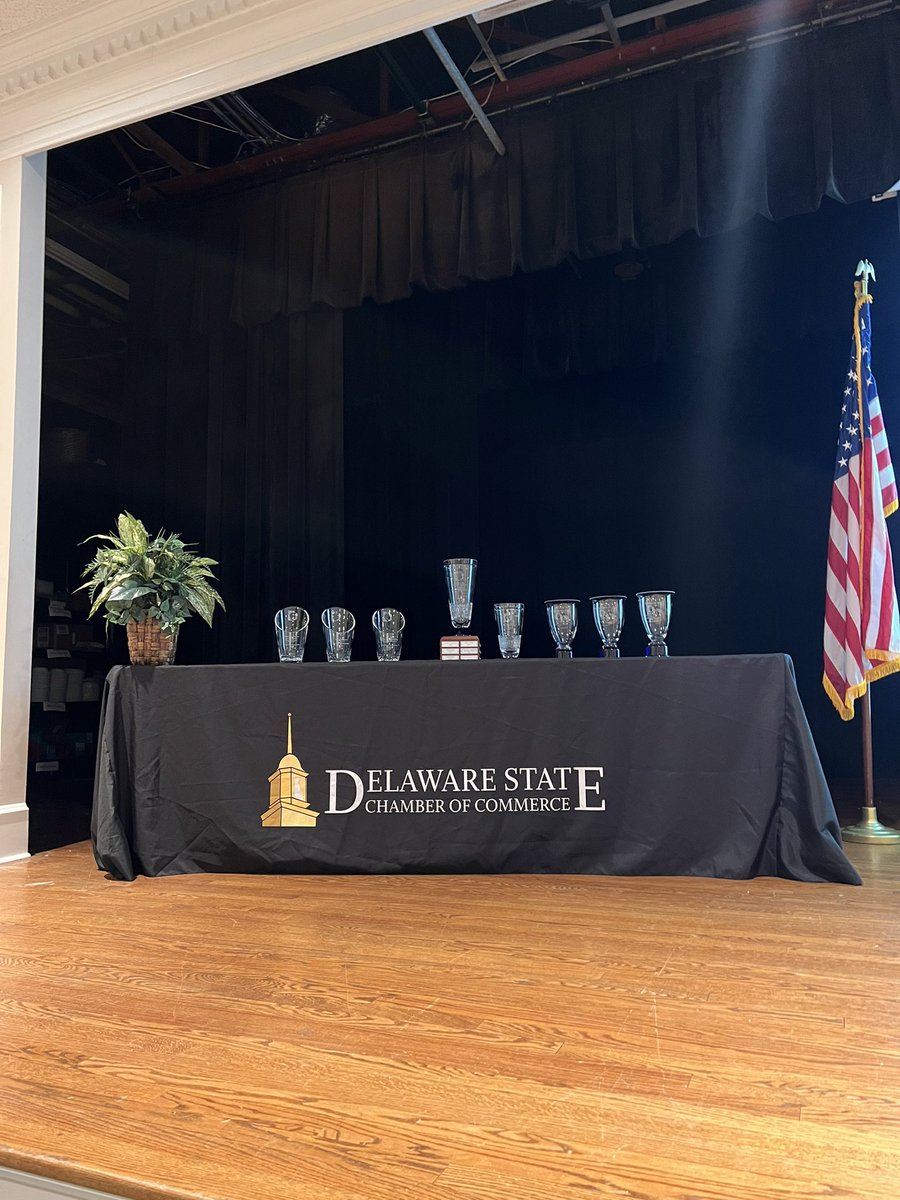 natashamichael_'s tweet photo. At the Wilmington University for the Delaware State Chamber of Commerce event — Superstars in Education! Love being able to network with #family in the business! @32JordanMichael @ATT #myworklife #networking #business https://t.co/qc2XSV4Ogq