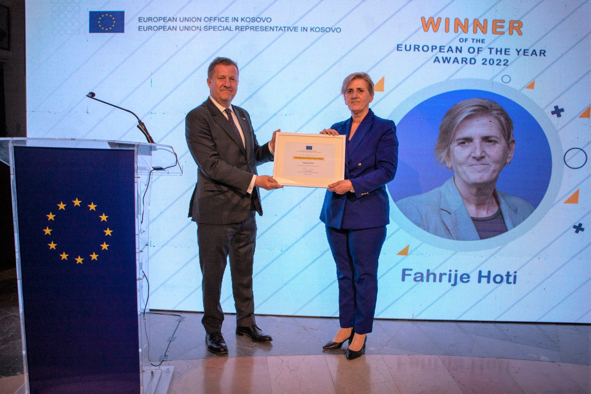 I congratulate <a href="/FahrijeHoti/">Fahrije Hoti</a> for winning 2022 European of the Year award and thank <a href="/KonjufcaGlauk/">Glauk Konjufca</a> for his speech and all 🇪🇺 friends &amp; partners for joining us @ the #EuropeDay reception.
My full address 👉bit.ly/3wdsdbD
🇪🇺#ForYouWithYou🇽🇰