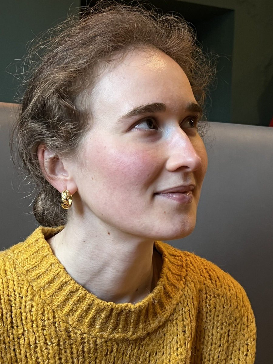 Solidarietà agli uomini e alle donne che resistono; Nei primi venti giorni dall’invasione Alina non riusciva a fermare il tremore alle mani BY GIOVANNI KESSLER, 9 MAY 2022 👇👇👇eucraina.eu/solidarieta-ag…  #EUcraina #EUSolidarity