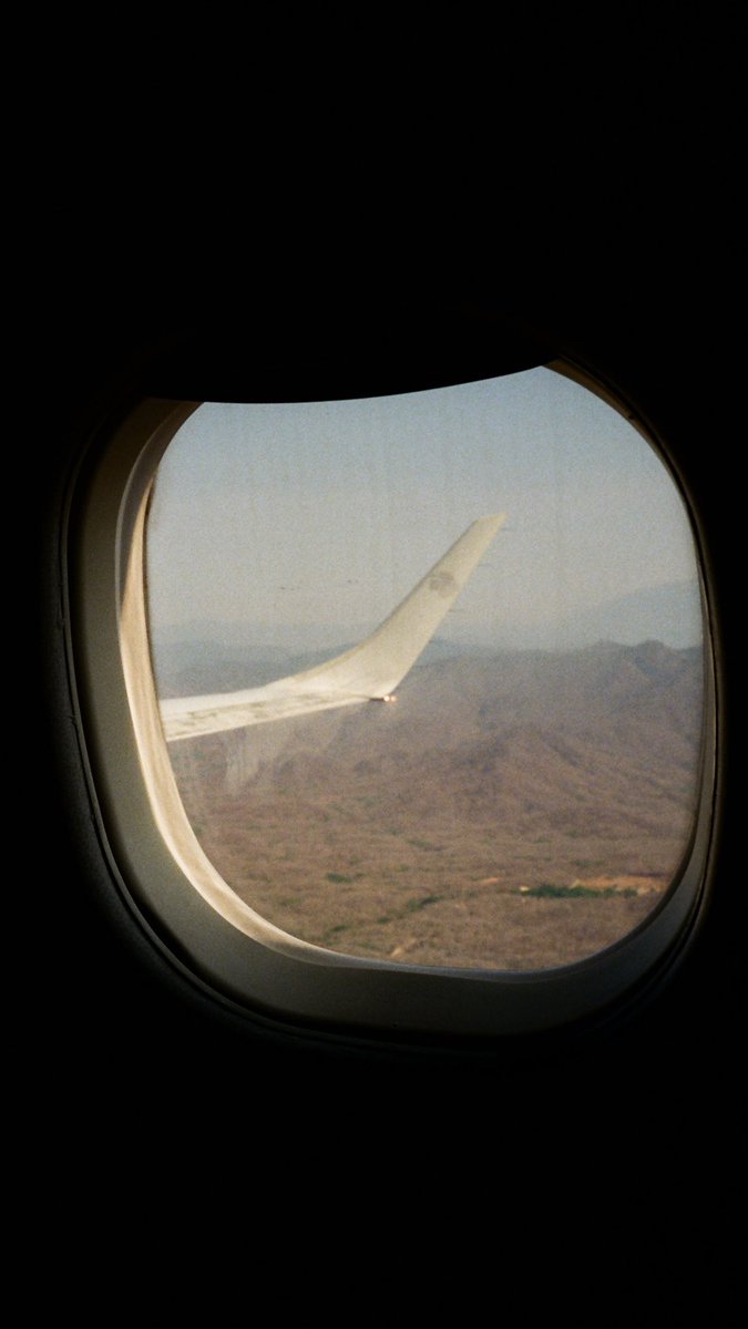 AlohaVisuals's tweet photo. ☕️&amp;✈️ https://t.co/ERXQqivD0h