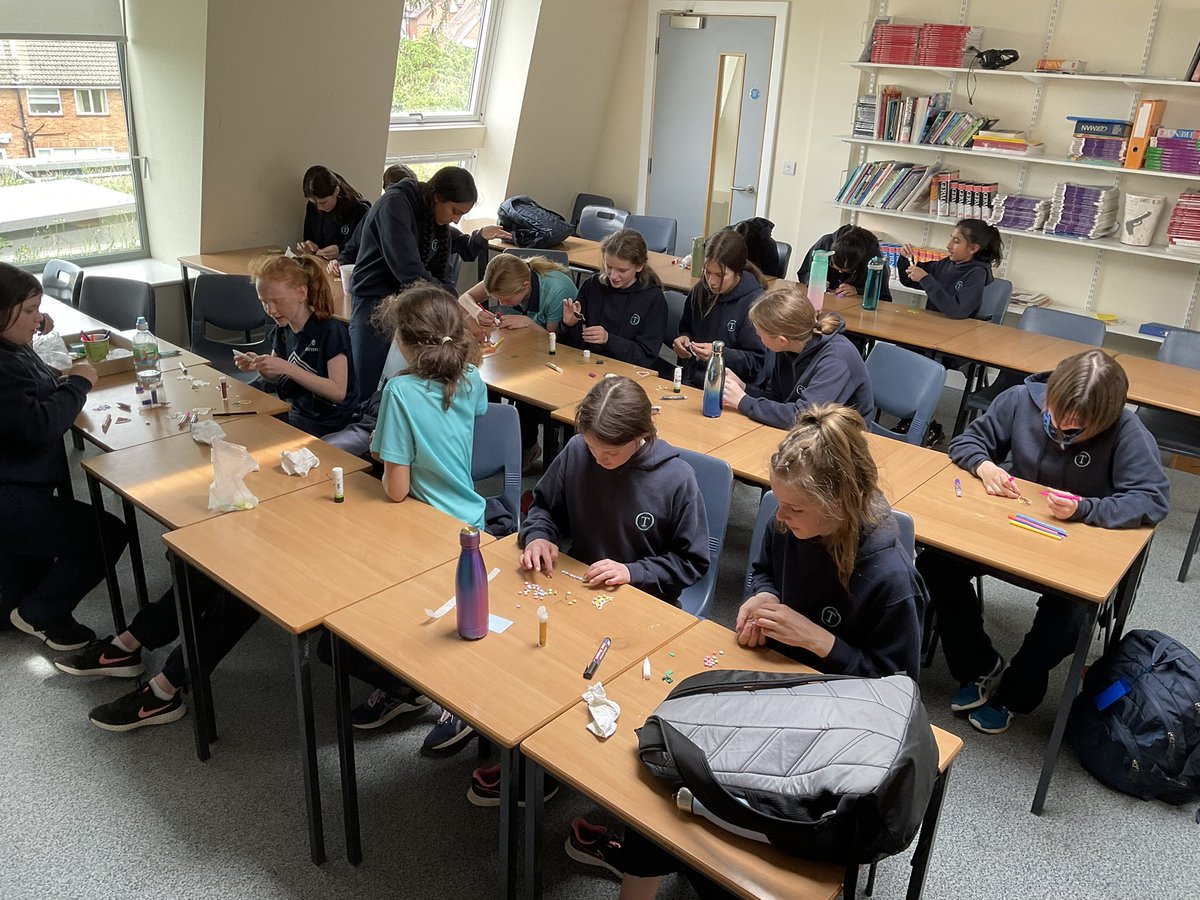 Year8_Tormead tweet media