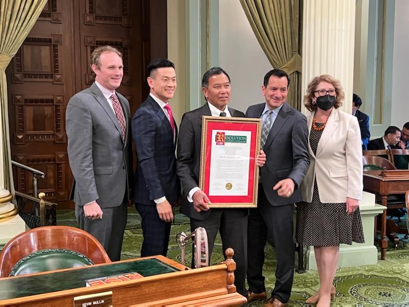 asmakilahweber's tweet photo. Congratulations to the physicians honored for their groundbreaking contributions to California in honor of Asian American and Pacific Islander Heritage Month
@bretanmd @kenjeong https://t.co/bpuuJeZxCm