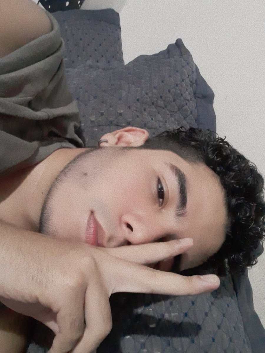 eduarvicious's tweet image. Me siento bien y ya🤍