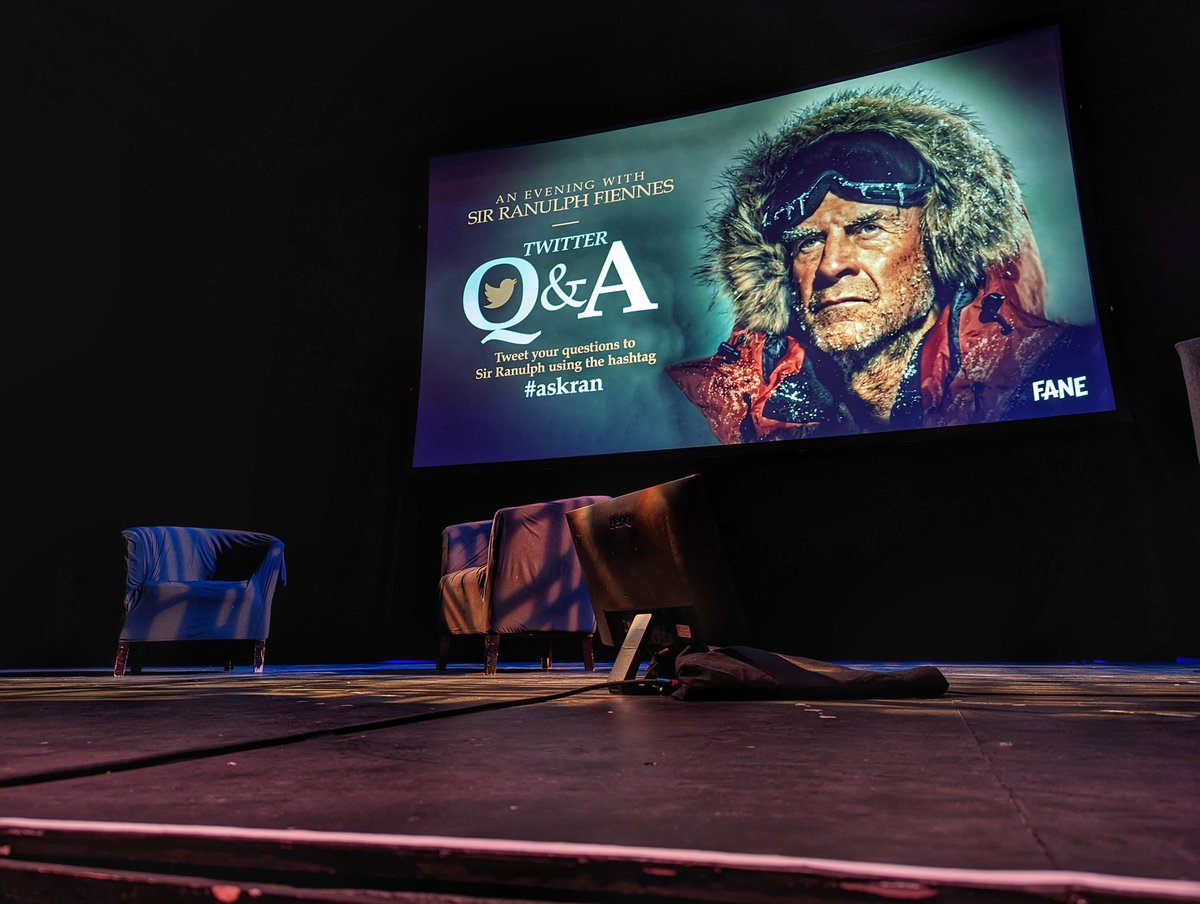 Tonight I went and heard the amazing stories of Sir Ranulph Fiennes. Such a great story teller and believe it or not, funny. 

I'd highly recommend going to see one of his shows.

#adventurer #explorer #arctic #northpole #southpole #traveller #expedition #travelers