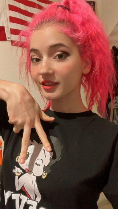 1 pic. As we say in my homeland: Que paja el lunes xd https://t.co/vINZOWxgjU