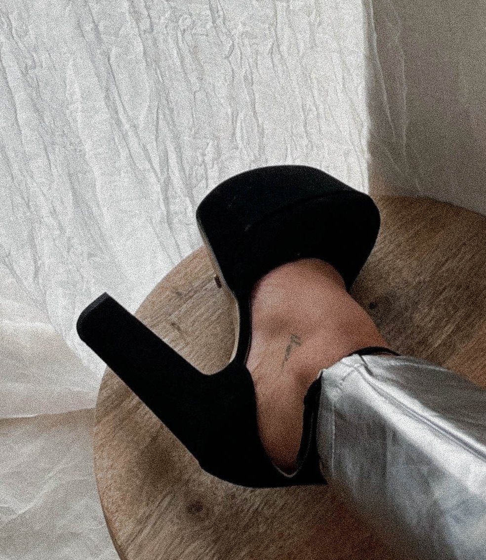 All about platforms this season. #JaggedHeel x <a href="/wefelicia/">Felicia We</a> 🖤  #TonyBianco