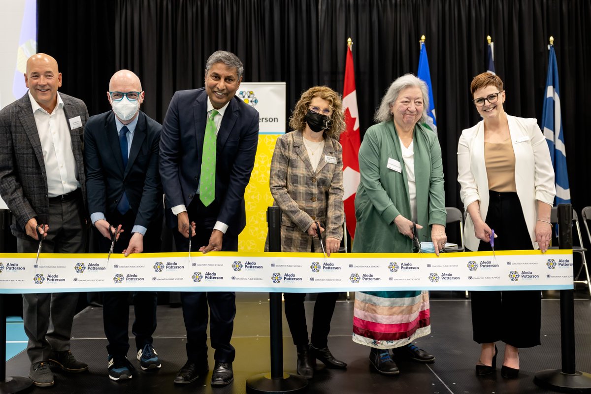 EPSBNews's tweet image. Students, staff and the community were buzzing 🐝 with excitement last week! We’re celebrating the grand opening of seven #EPSB schools this spring and kicked things off with Aleda Patterson School and @EPSBGarth. #yeg