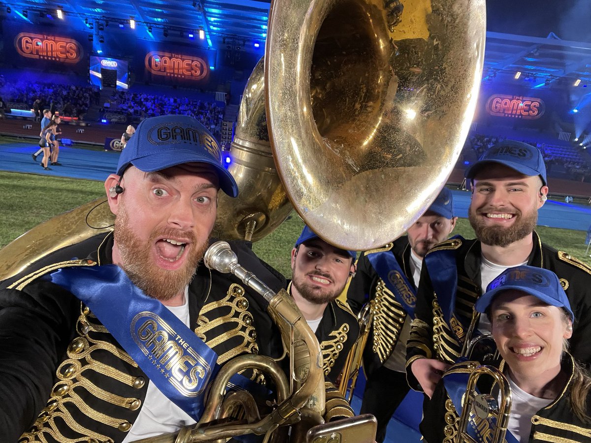 kitdellowjones's tweet photo. Enjoyed trumpeting for the opening show of @TheGamesTV with @NoLimitStBand on @ITV!📺🎺#TheGames #itv #tv #trumpet #show #music #marchingband #musician #brassband @hollywills @flintoff11 @AlexScott @chris_kammy https://t.co/cOHOmfvTei