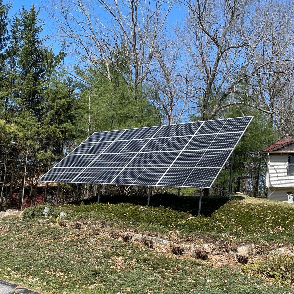 GStateSolar's tweet photo. βSpring is the time of plans and projects.β β Leo Tolstoy, Anna Karenina
This customer took advantage of Spring home improvements with 16 REC 445 Watt panels that produce 7.12 kW of clean, renewable energy.
#GraniteStateSolar #ResilientEnergySystems #ShopLocalNH https://t.co/UrWPMYCO2C