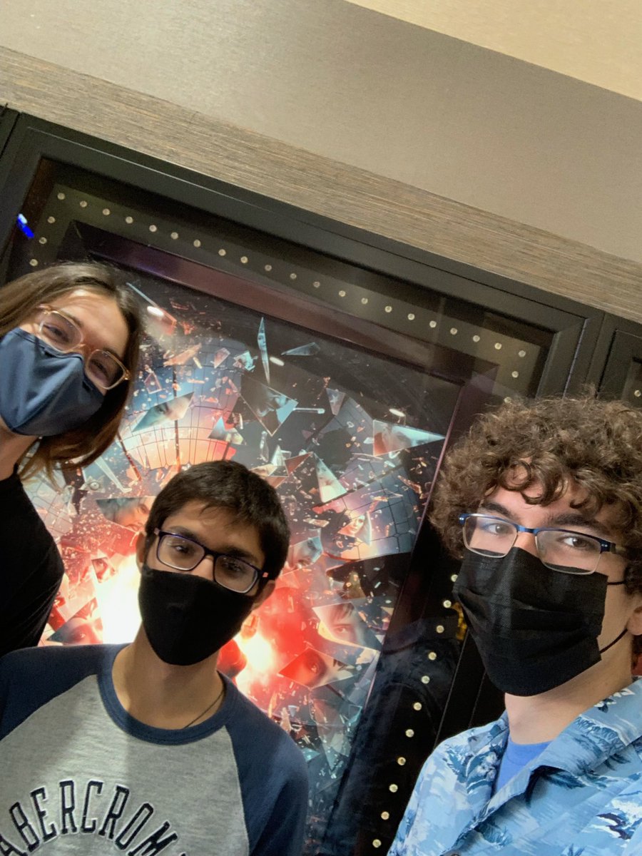 LinsaneInTheMEM's tweet photo. post doctor strange selfie @NaClLord_14 @ arnoff https://t.co/8fKN5SxUOa