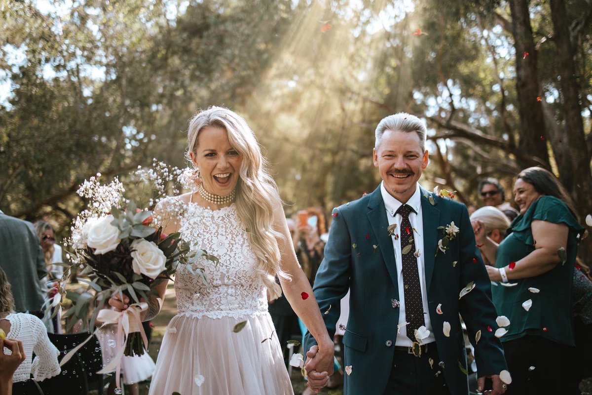 _HamiltonCC's tweet photo. ♥ Ness & Cale ♥
A Perth Hills wedding to remember for the gorgeous couple!
Thanks for having us guys ❤️
#PerthWeddingPhotographer #PerthPhotographer #PerthWeddings https://t.co/KFrQf4pkcx