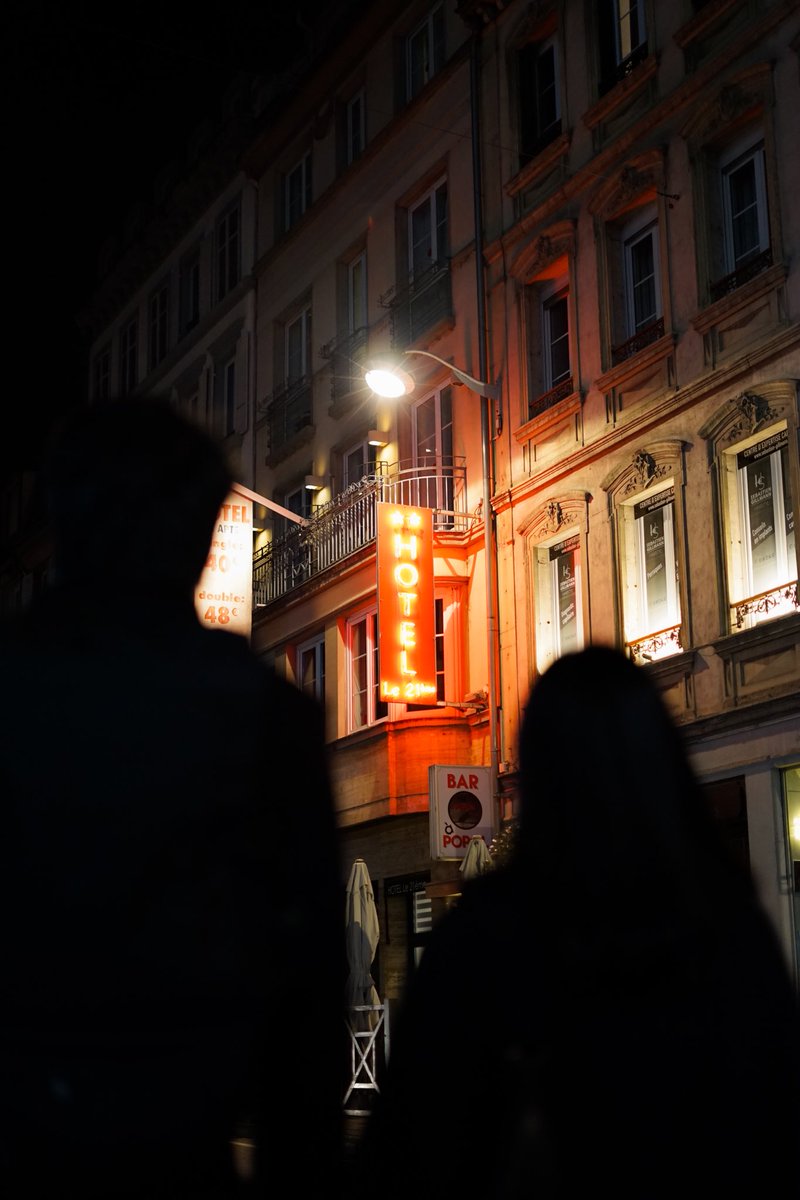 ris_nurharyadi's tweet photo. Strasbourg, France 🇫🇷
📸 Dec. 2021
🎞 https://t.co/XtX9KIh3ny
#50mmf1.8 #strasborg #photooftheday #lowlightphotography https://t.co/ja4uzWJdYk
