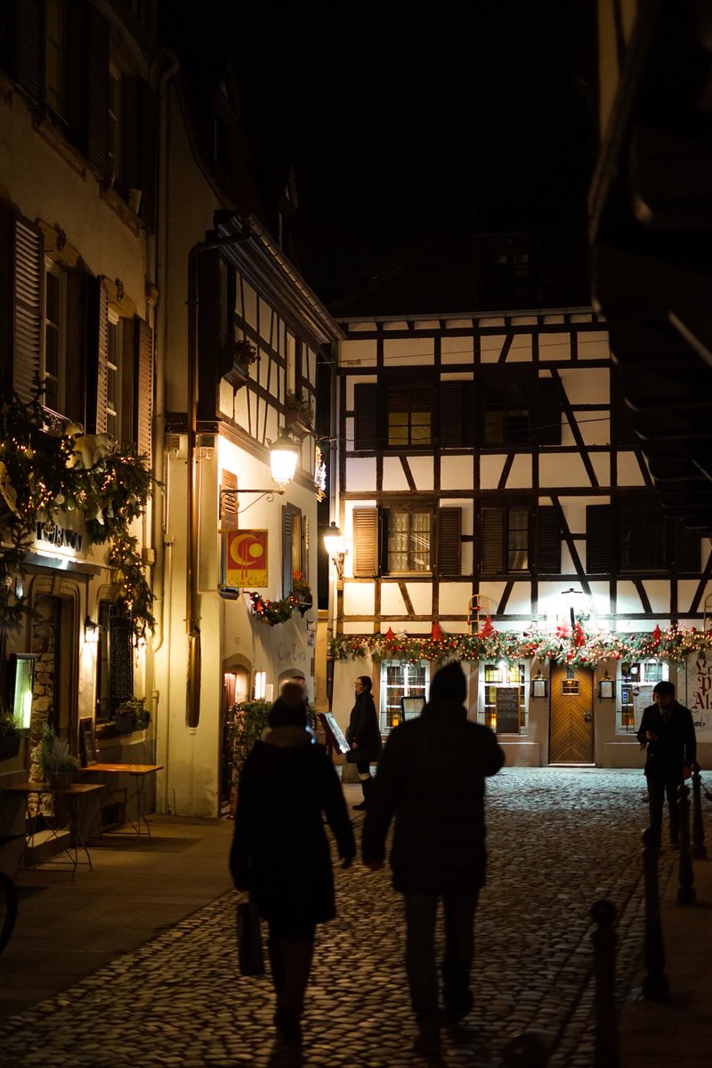 ris_nurharyadi's tweet photo. Strasbourg, France 🇫🇷
📸 Dec. 2021
🎞 https://t.co/XtX9KIh3ny
#50mmf1.8 #strasborg #photooftheday #lowlightphotography https://t.co/ja4uzWJdYk