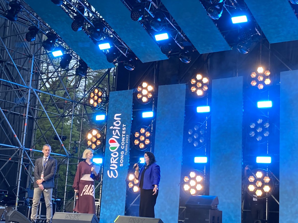 MiryAbdu's tweet photo. 🥳🇪🇺Happy #EuropeDay2022 from the #Eurovision village in #Torino with Commissioner @helenadalli https://t.co/bHDCJeegqE