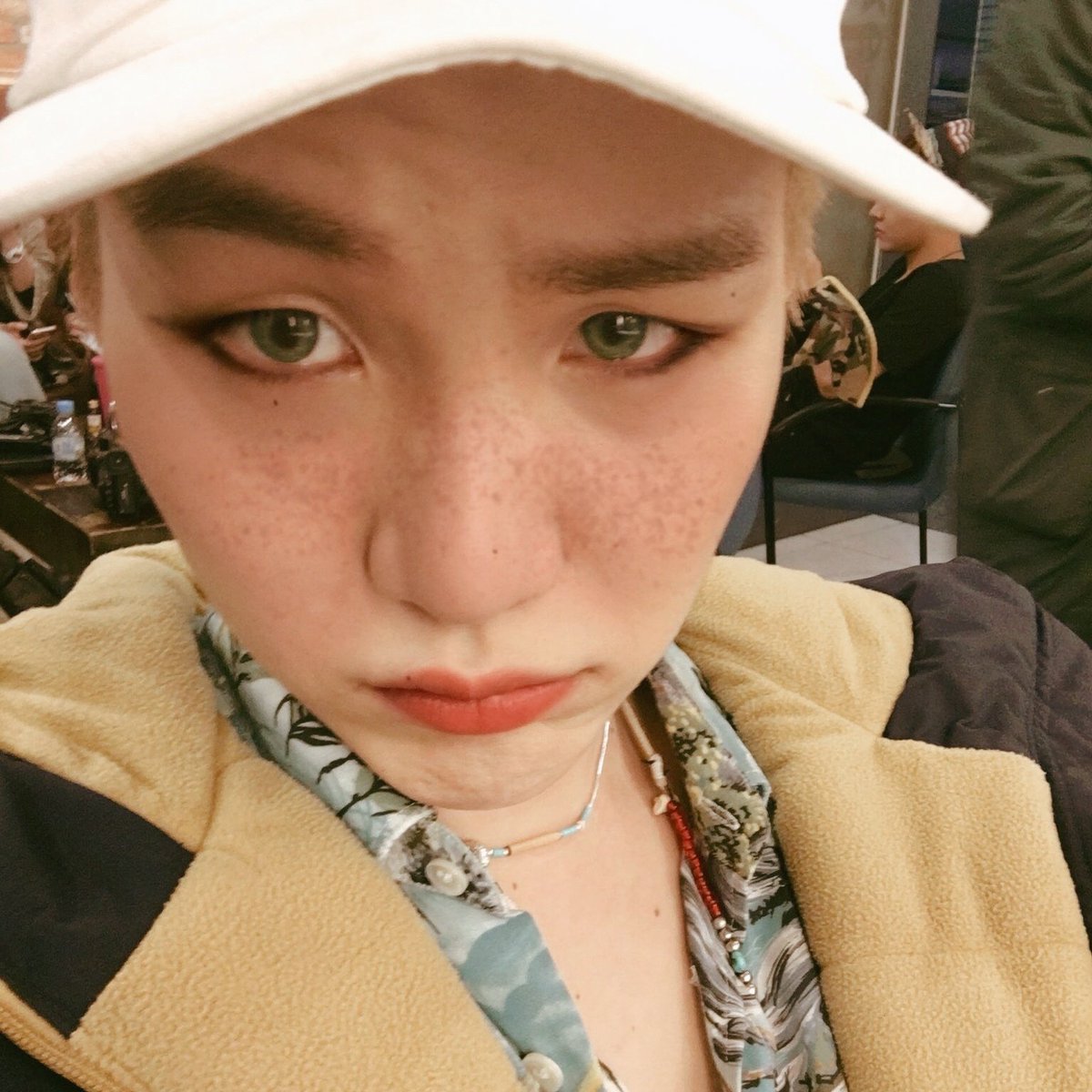 Yo pero haciendo un puchero porque, seguramente, no gané en Plato.