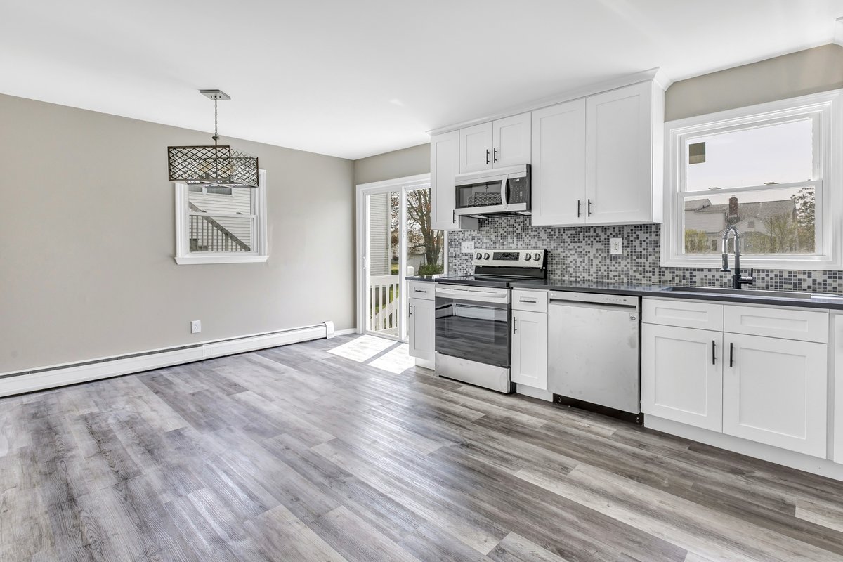 Hayse_Cuadrado's tweet photo. #justlisted
113 Ryan Avenue #stratford
#remodel #gorgeous
#bigbackyard
#realestate #connecticut
Click link below for home details:
https://t.co/Kpc8OvFB39 https://t.co/GEog9XjPb0