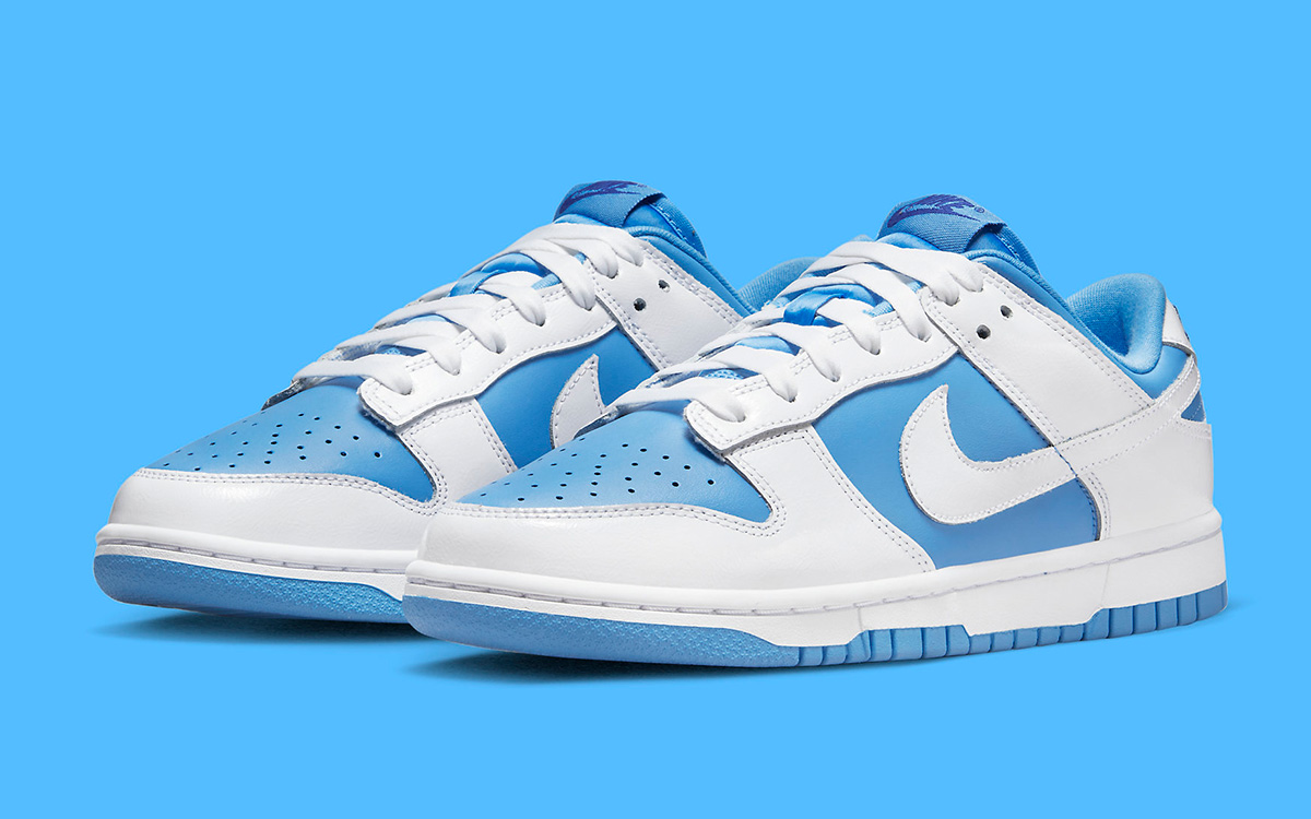 TheSiteSupply's tweet photo. Nike Dunk Low "Reverse UNC"

Cop or Drop? 

✍🏻 @HOUSEOFHEAT https://t.co/iJhytABWNY