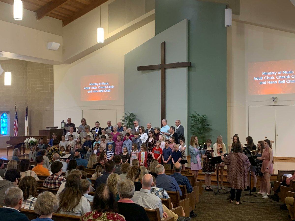 frc_rr's tweet photo. Huge shout out to all who bless us with there musical talents! From our Adult Choir, Handbells, Cherub Choir, Praise Teams and pianist/organists. You are all a blessing to  our church! 
Psalm 101: 1 "I will sing of your love and justice; to you, LORD, I will sing praise." https://t.co/R3r0BB3UWE