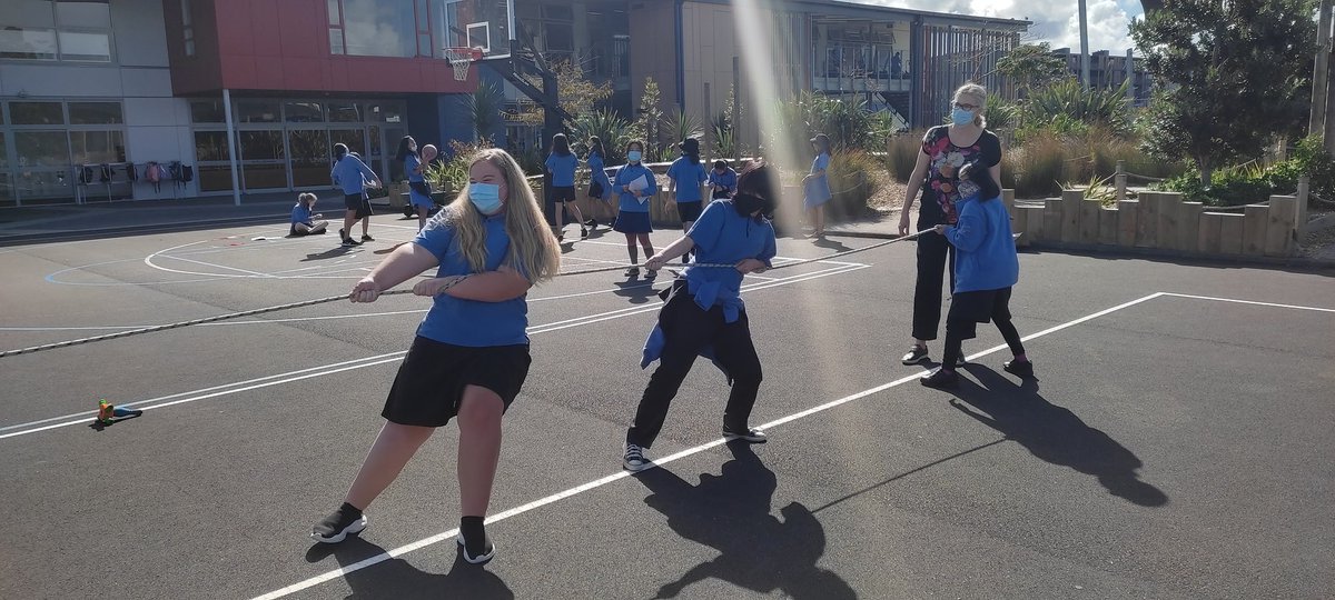 Ollie Baker (@ollie27272) on Twitter photo A great beginning to term 2 with the essential life skill of how to win at tug of war. Also, physics. <a href="/StonefieldsSch/">Stonefields School</a> A great beginning to term 2 with the essential life skill of how to win at tug of war. Also, physics. <a href="/StonefieldsSch/">Stonefields School</a>