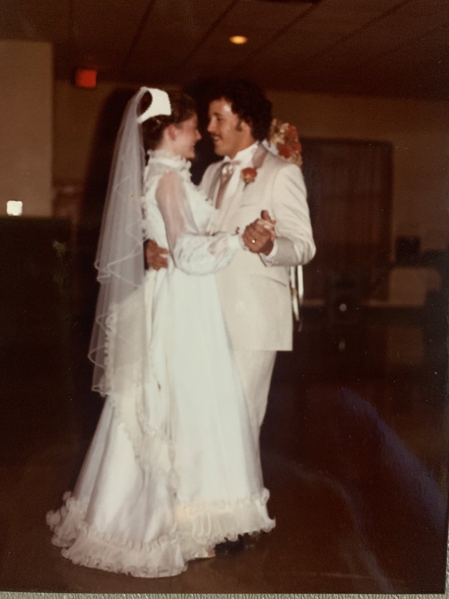 BryanBrandford's tweet photo. Happy 41 years, honey. https://t.co/I5plfFCFTf