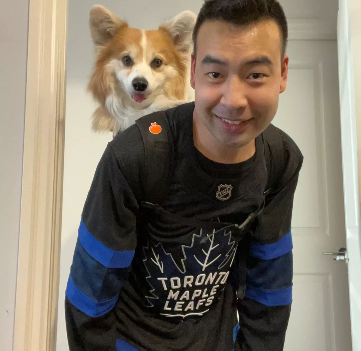 kimchithecorgi's tweet photo. π₯Just wanted to show off our appreciation to @theveryasianfdn @MichelleLiTV @Gia_Vang during #AsianHeritageMonth #AAPI #AANHPI π₯
ππ£We're #veryasian but also #verycanadian ππ₯
π¨π¦
#asianheritagemonth2022 #AAPIHeritageMonth #toronto #Kimchithecorgi https://t.co/gh58ZQpueP