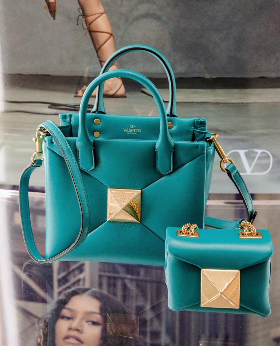 South Coast Plaza tweet media