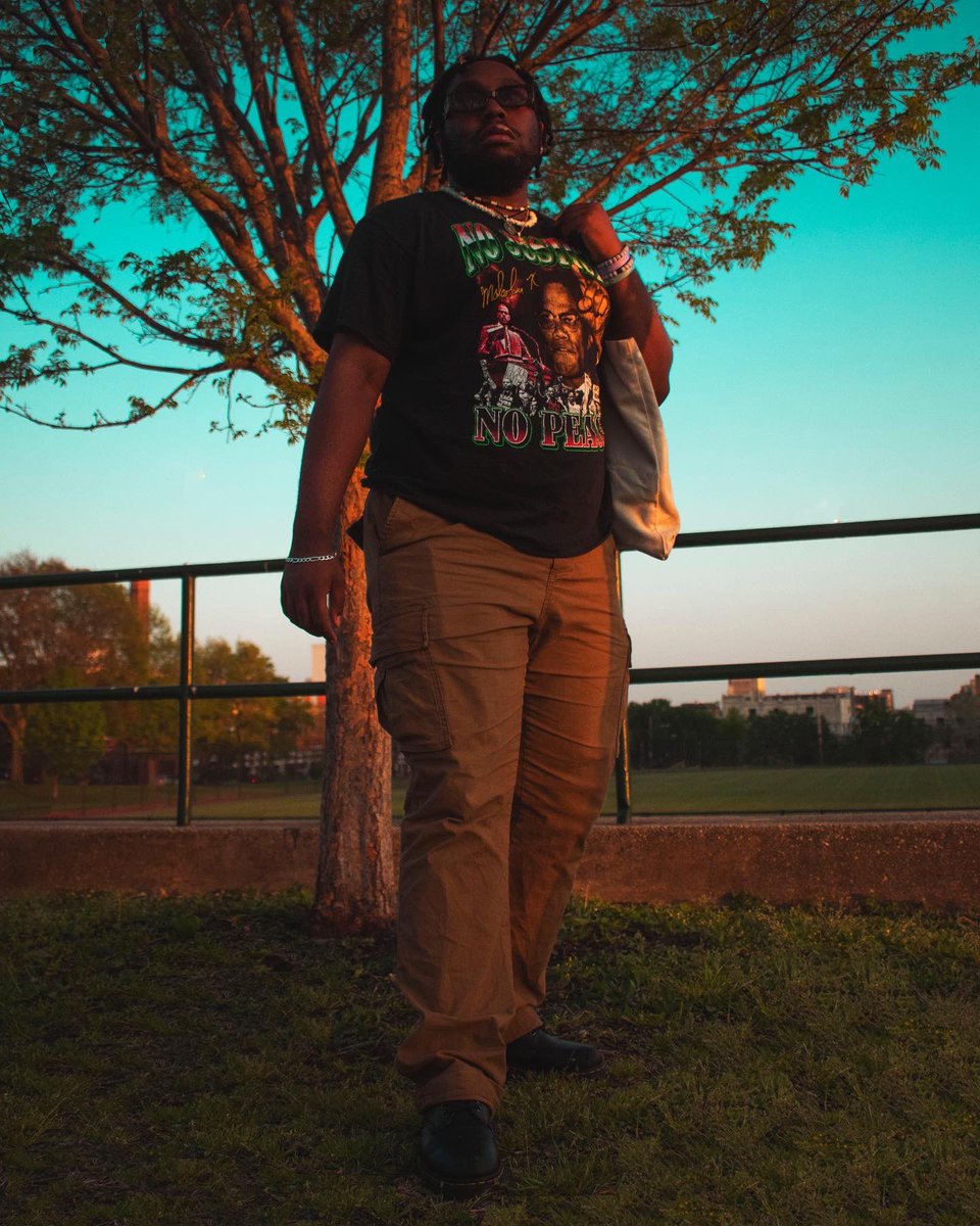 shotsbyte's tweet image. ♥️Black fashion 🔥