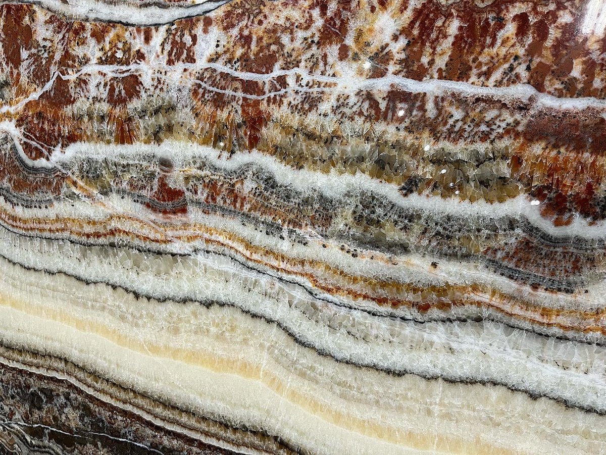 elementsroom's tweet photo. Just in awe over mother nature’s creations! Specifically this #Onyx Fantastico 🤤 
#usenaturalstone #exoticnaturalstone #luxurystone #countertops #kitchenandbath #lainteriors #losangeleshomes #losangelesdesign https://t.co/SwjTejB68t